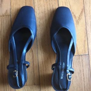 New Navy Color Sandals Shoes,Worthington Brand. Never Worn.